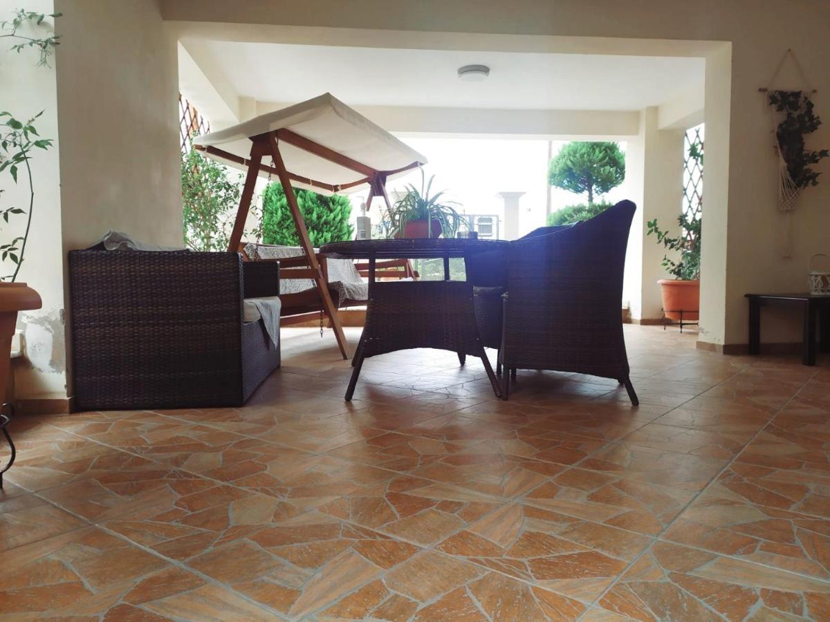 Apartment Near The Sea, Volos Buitenkant foto
